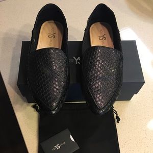 YOSI LOAFERS